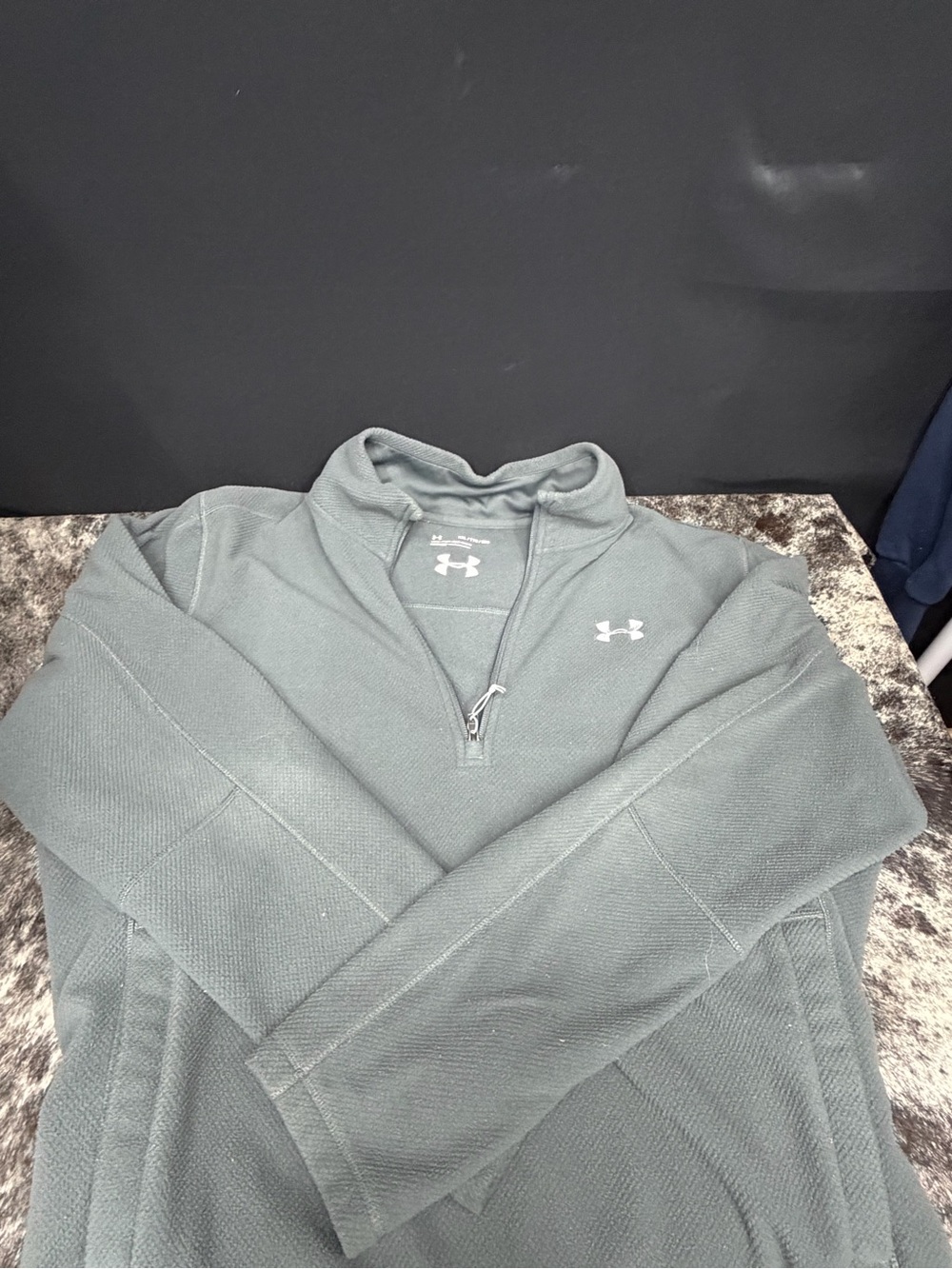 Under Armour Men's Quarter-Zip Pullover - Grey